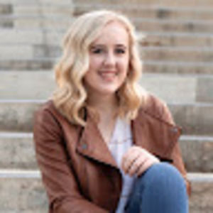 Meet your Posher, Whitney